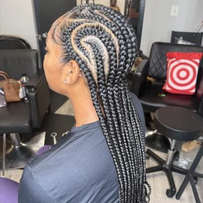 Cornrows braiding service at Alven's Braiding Salon